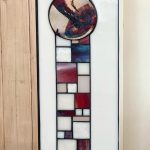 Tall, red deco lamp